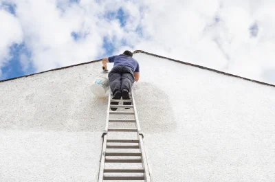 Peinture extérieure à Orgères — façades et ravalement